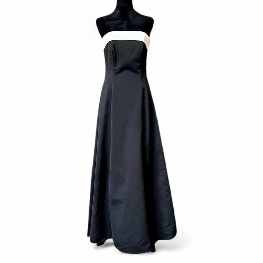 90s Strapless Black Maxi Dress – minimalist formal gown M